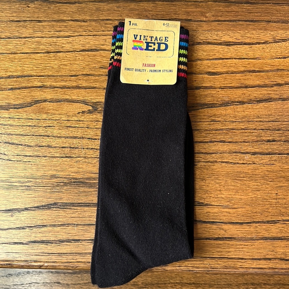 Vintage Red Fashion Socks (New) #502